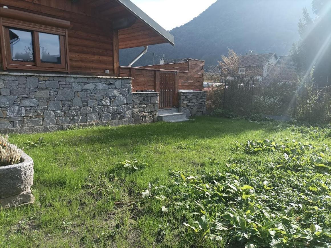 Joli Appart Terrasse Et Jardinet Albertville Eksteriør bilde
